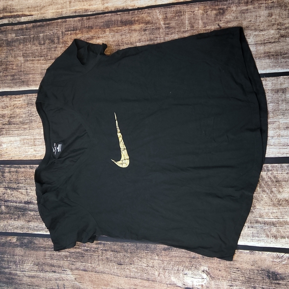 Nike Gold Foil Swish Tee in Black Size 1X